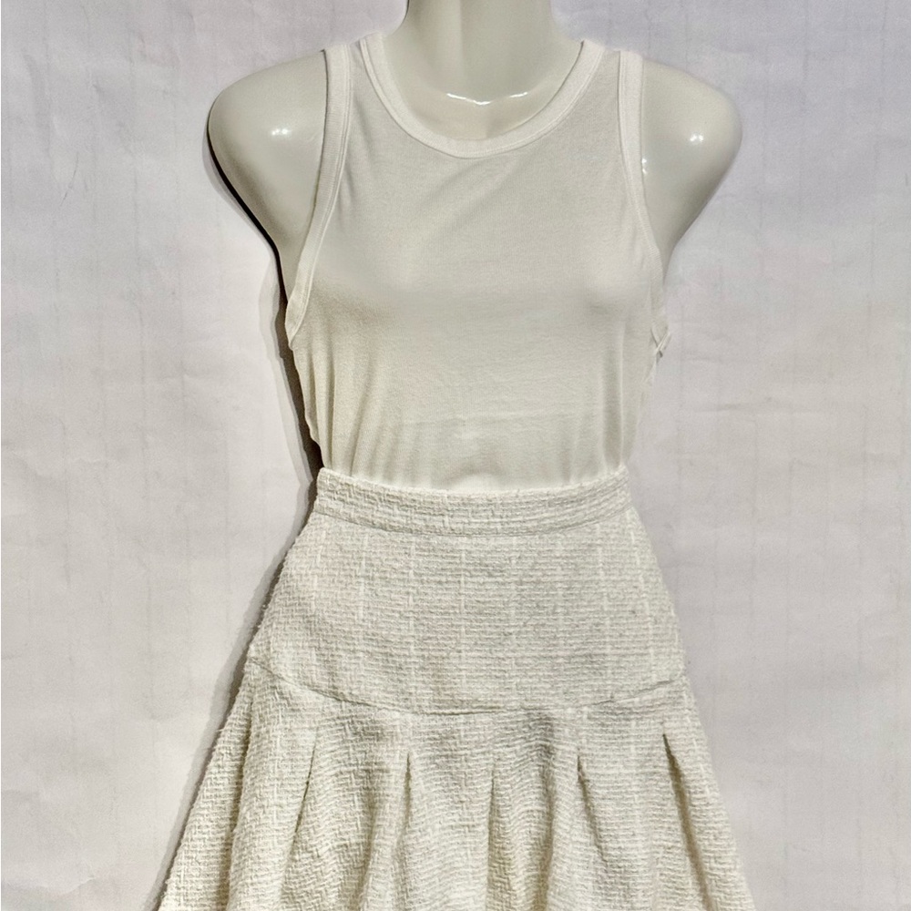 Kendall & Kylie White Textured Mini Skirt